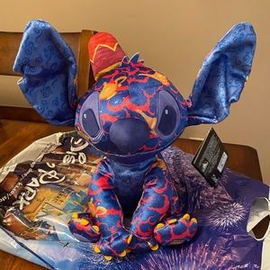 Stitch Crashes Disney Aladdin Plush